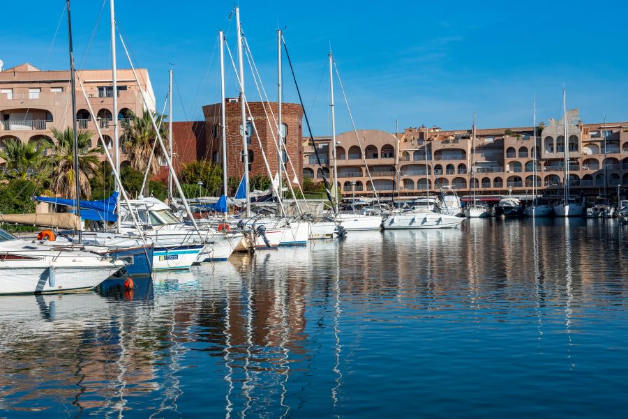 ado port saint pierre hyeres